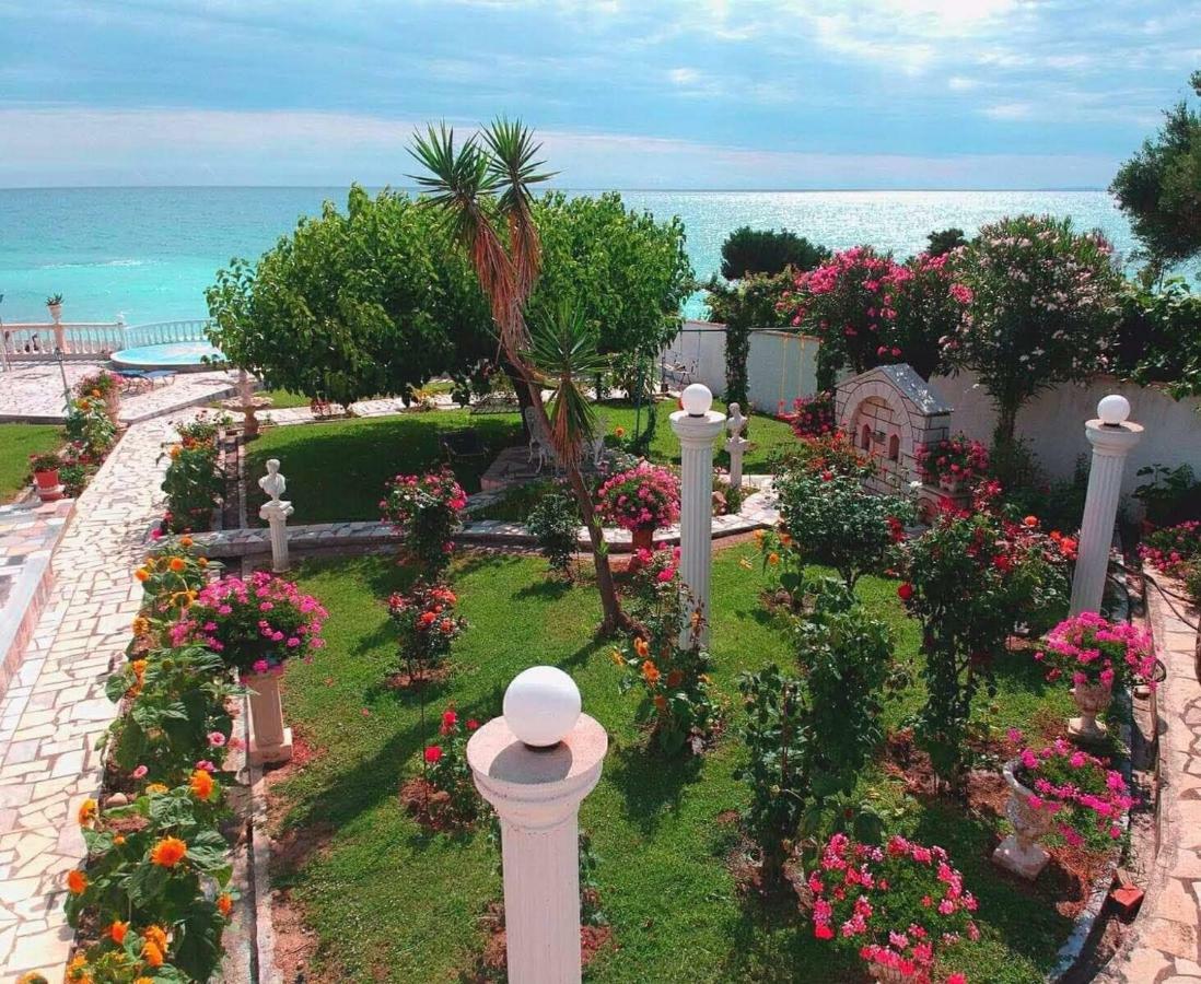 Villa Isabel Riza  Exterior photo